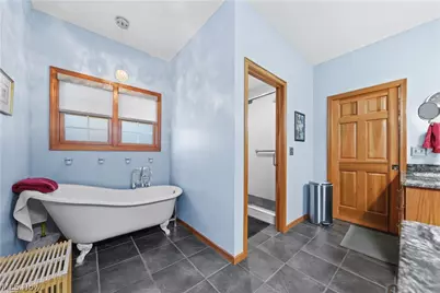 2011 E Swan Lake Circle, Kent, OH 44240 - Photo 24