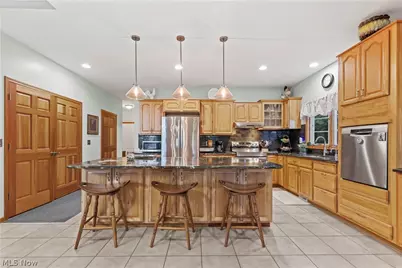 2011 E Swan Lake Circle, Kent, OH 44240 - Photo 14