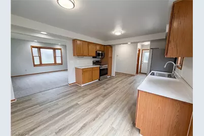 20710 Miller Avenue, Loveland, OH 44119 - Photo 12