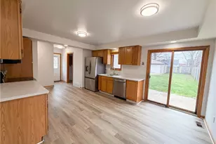 20710 Miller Ave, Loveland, OH 44119 - Photo 2