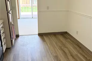 9811 Willow Ln, Concord Twp, OH 44060 - Photo 10