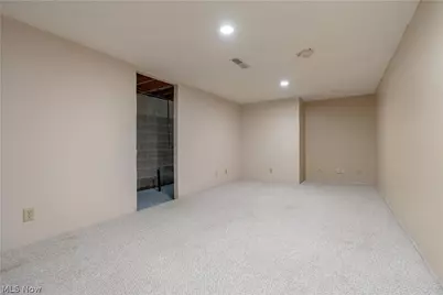 2041 Old Elm Street NE, Canton, OH 44721 - Photo 34