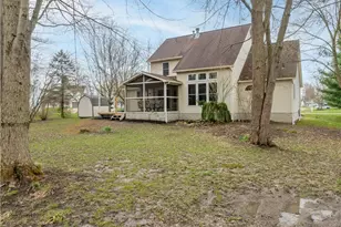 2041 Old Elm St NE, Canton, OH 44721 - Photo 4