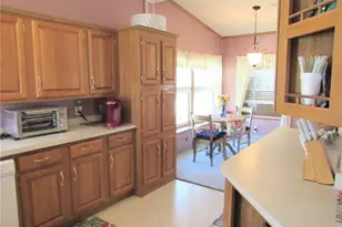 78 Periwinkle Dr, Olmsted Twp, OH 44138 - Photo 14