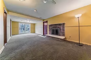 2984 Erich Dr, Willoughby Hills, OH 44092 - Photo 10