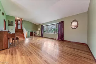 2984 Erich Dr, Willoughby Hills, OH 44092 - Photo 4