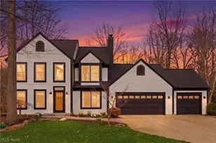 598 Chancellor Circle, Avon Lake, OH 44012 - Photo 2