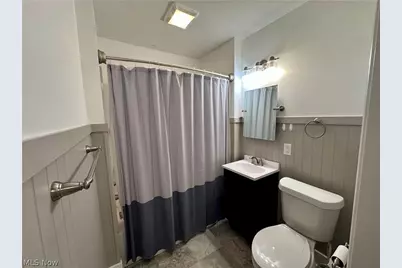 1093 N Main Street, Akron, OH 44310 - Photo 8