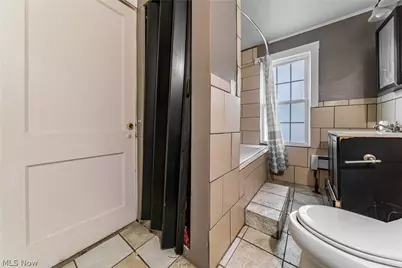 20303 Lake Shore Boulevard, Euclid, OH 44123 - Photo 32