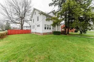 20303 Lakeshore Blvd, Euclid, OH 44123 - Photo 4