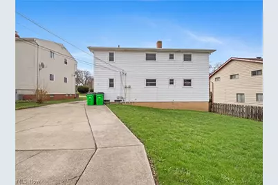 8255 Reed Avenue, Garfield Heights, OH 44125 - Photo 4