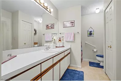9809 Brookline Oval, Strongsville, OH 44136 - Photo 32