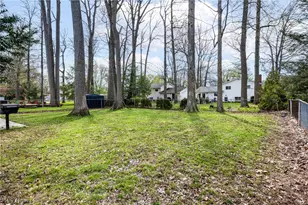 4590 Brendan Ln, North Olmsted, OH 44070 - Photo 4