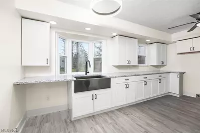 4590 Brendan Lane, North Olmsted, OH 44070 - Photo 14