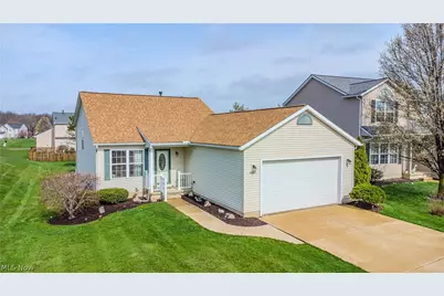 38222 Pebble Lake Trail, North Ridgeville, OH 44039 - Photo 2