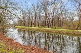 1332 Carnegie Ave, Akron, OH 44314 - Photo 28