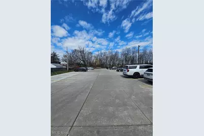 12400 Crossburn Avenue, Loveland, OH 44135 - Photo 20