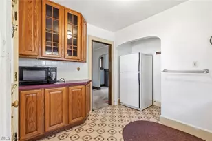 1616 Greenlawn Ave, Akron, OH 44301 - Photo 10