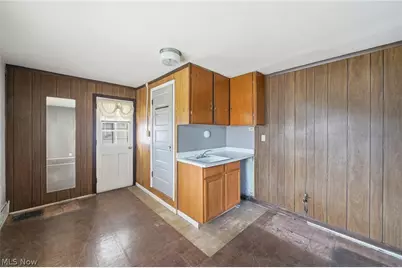 2860 Hudson Drive, Cuyahoga Falls, OH 44221 - Photo 22