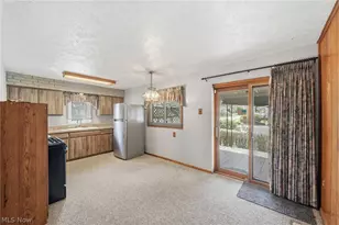 2860 Hudson Dr, Cuyahoga Falls, OH 44221 - Photo 8