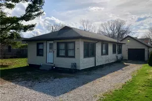 206 Fairfax Rd, Vermilion, OH 44089 - Photo 2