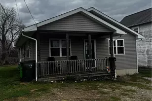 546 Cemetery St, Coshocton, OH 43812 - Photo 2