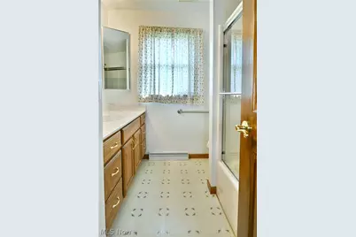3391 Lyntz Townline Road SW, Warren, OH 44481 - Photo 32