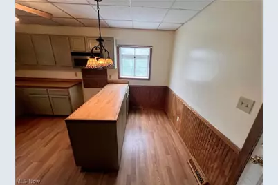 46215 Wyoming Avenue, Liverpool, OH 43920 - Photo 8