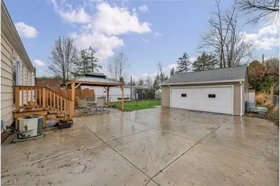 174 E 286th Street, Willowick, OH 44095 - Photo 42
