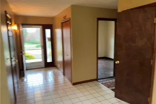 9973 Delores Dr, Streetsboro, OH 44241 - Photo 4