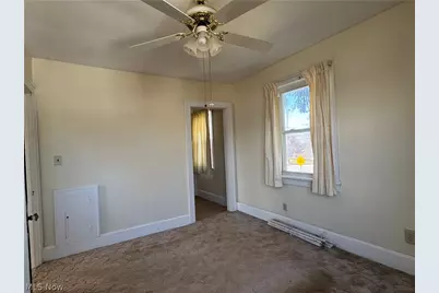 211 E Main Street, St Clairsville, OH 43950 - Photo 22