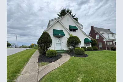 211 E Main Street, St Clairsville, OH 43950 - Photo 2