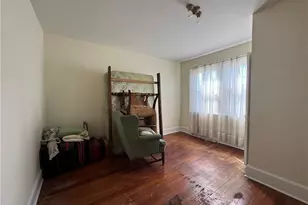 211 E Main St, St Clairsville, OH 43950 - Photo 18