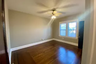 418 Crestwood Ave, Akron, OH 44302 - Photo 2