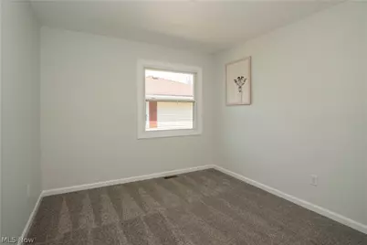 270 High Grove Boulevard, Akron, OH 44312 - Photo 14