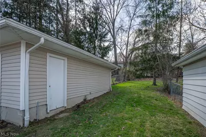 270 High Grove Boulevard, Akron, OH 44312 - Photo 26