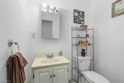 362 Hamilton Circle, Elyria, OH 44035 - Photo 18