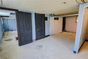 22862 Norman Ave, Alliance, OH 44601 - Photo 22