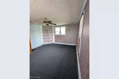 6359 Sittig Avenue, Hubbard, OH 44425 - Photo 12