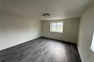 5885 Youngstown Hubbard Rd, Hubbard, OH 44425 - Photo 6