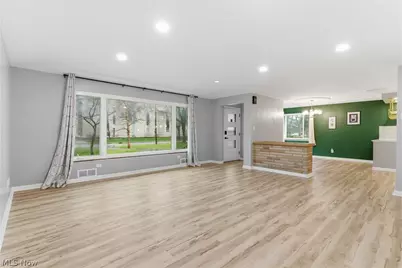 11526 Lake Avenue, Loveland, OH 44102 - Photo 14