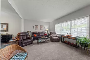 3953 Hilltop Dr, Vermilion, OH 44089 - Photo 8