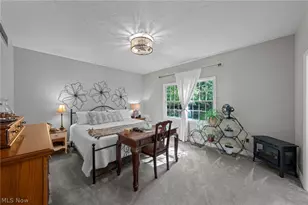 3953 Hilltop Dr, Vermilion, OH 44089 - Photo 12