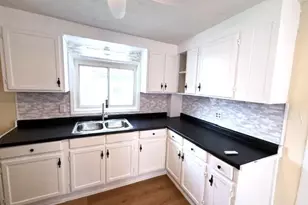 276 Orange St, Conneaut, OH 44030 - Photo 8