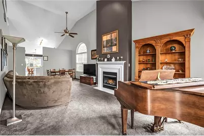 2640 Edgebrook Crossing, Twinsburg, OH 44087 - Photo 2