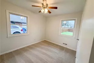 4506 Silverdale Rd, North Olmsted, OH 44070 - Photo 14