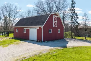 2509 Ridge Rd, Hinckley, OH 44233 - Photo 8