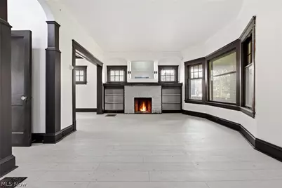 11816 Buckingham Avenue, Loveland, OH 44120 - Photo 8