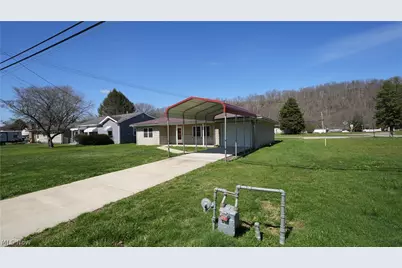 1016 Park Avenue, New Matamoras, OH 45767 - Photo 2