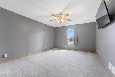 984 Delmont Avenue NW, Massillon, OH 44647 - Photo 14